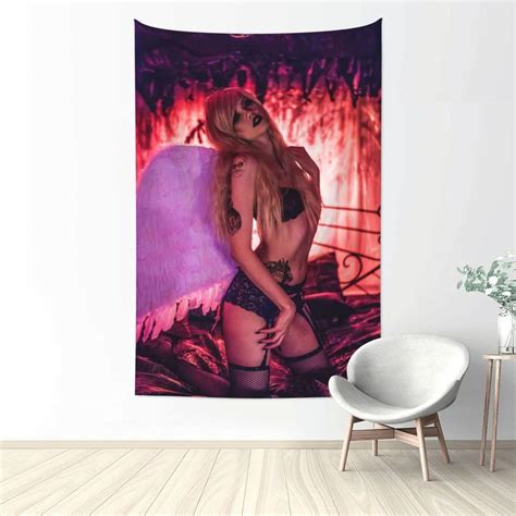 Amazon MEROHORO Sexy Nude Girl Naked Tapestry Bikini Girl Sexy Model Women Body Art
