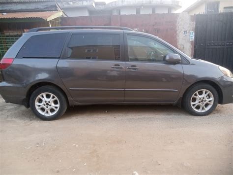 3 7m 2005 Neatly Used Toyota Sienna Mushin Autos Nigeria