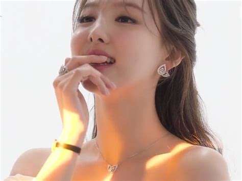 Nayeon X Chaumet X Harper S Bazaar Nayeon Chaumet Drop Earrings