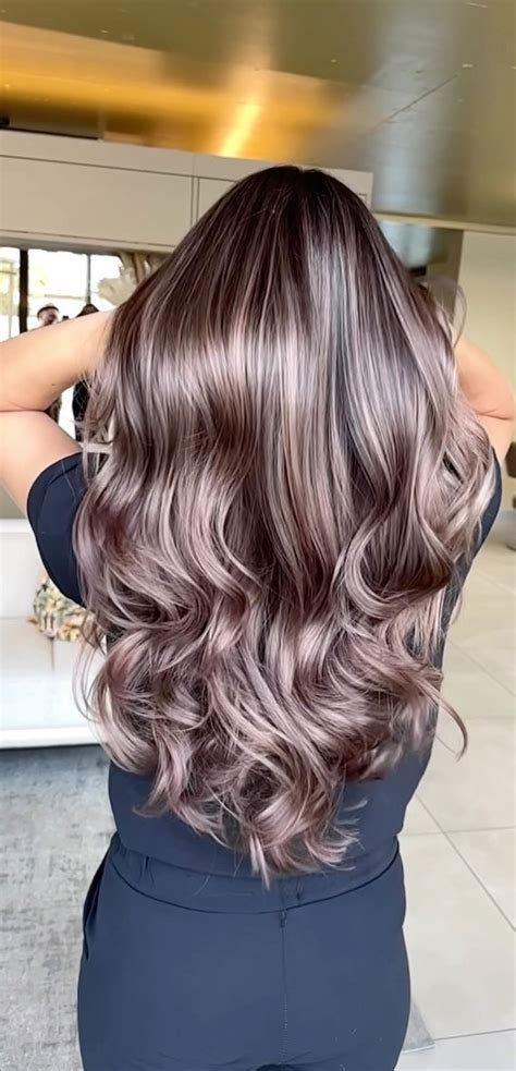 50 Fall Hair Colour Ideas For A Cozy Season Glam Smokey Mauve Soft Waves