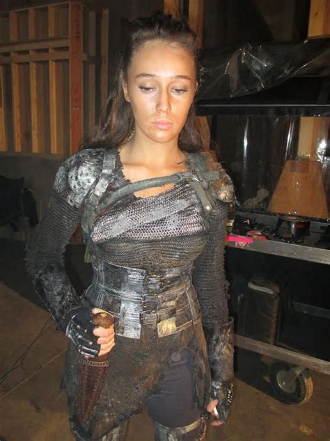 Jason Rothenberg On Twitter Cosplay Outfits Lexa The 100 Fashion