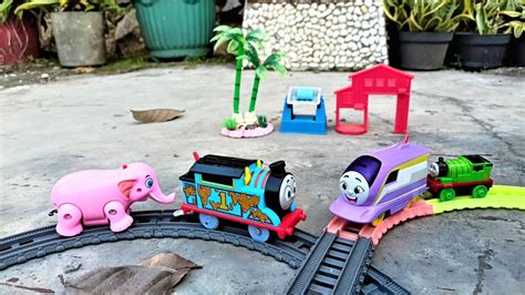 Drama Mencari Dan Merakit Kereta Thomas And Friends Kereta Kana