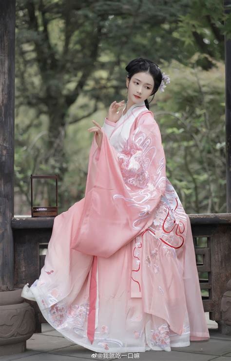 Ghim C A Tr N H N Ph C Ancient Chinese Clothing Trang