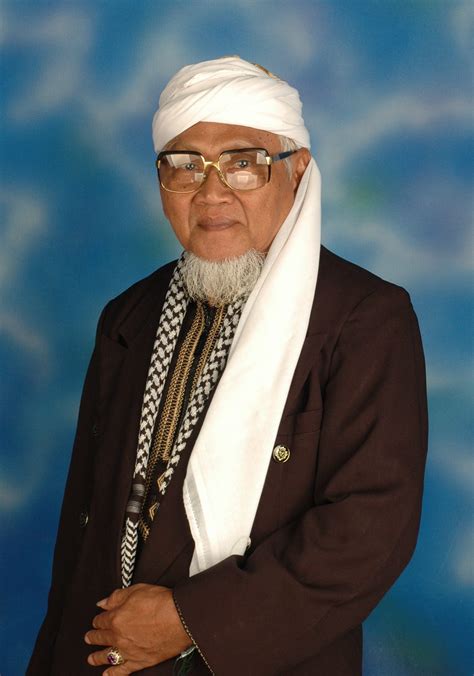 mengenal lebih dekat kyai eces