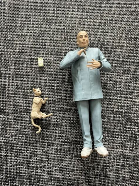 VINTAGE AUSTIN POWERS Dr Evil Talking Action Figure McFarlane Toys 3