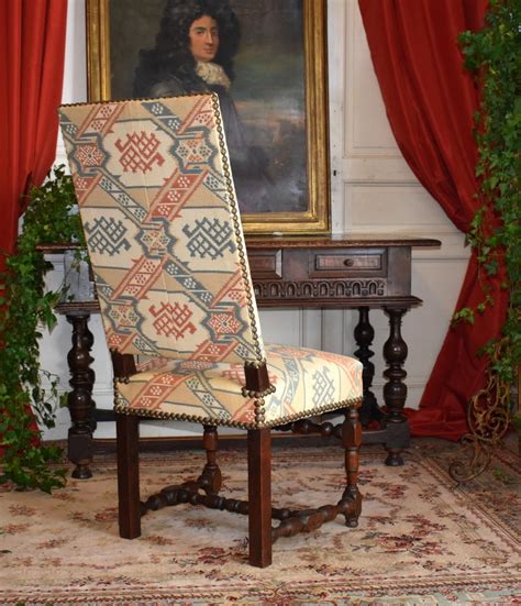 Proantic Chaise De Style Louis Xiii En Noyer Dossier Haut