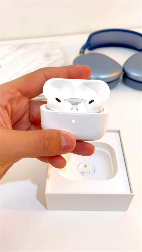 Apple Airpods Pro 2nd Gen Wireless Earbuds Up To 2x More Active