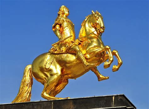 Banco de imagens monumento estátua cavalo Locais de interesse