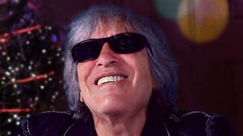 9X GRAMMY Award Winning Singer and Guitarist José Feliciano Releases