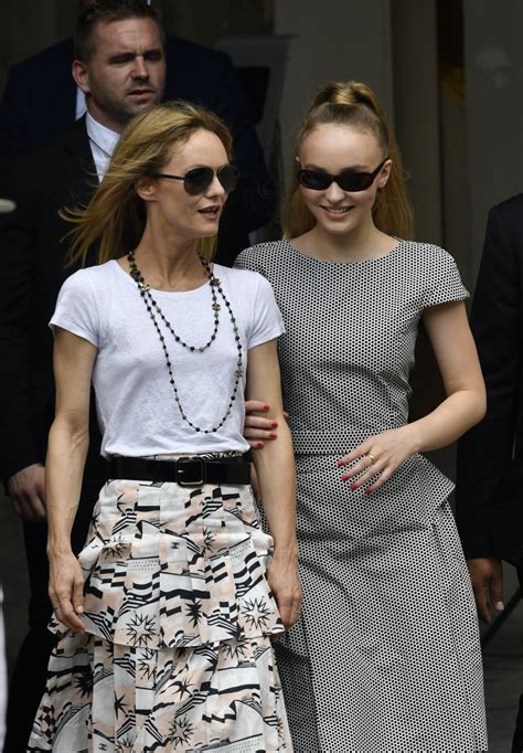 Photo Vanessa Paradis et sa fille Lily Rose Depp Sorties du défilé