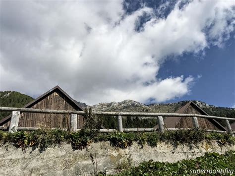 Casera Cregnedul Di Sopra Dai Piani Del Montasio Supermontifvg