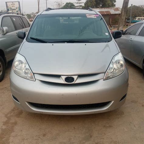 SOLD SOLD SOLD Toyota Sienna In Akure Ondo State Tokunbo 2006