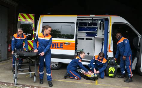 Devenir bénévole Equipier d un poste de secours de la Protection civile