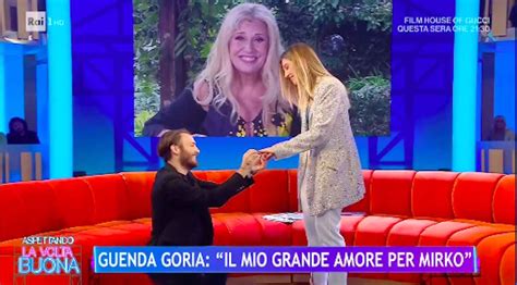 Guenda Goria Si Sposa Proposta Di Matrimonio In Diretta Tv Dal