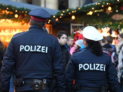 Polizei Verst Rkt Pr Senz Bei Veranstaltungen Zu Weihnachten Vienna At