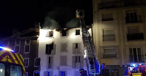 Saint Marcellin Aucun Blessé Nest Heureusement à Déplorer Immeuble En Feu Un Des Habitants