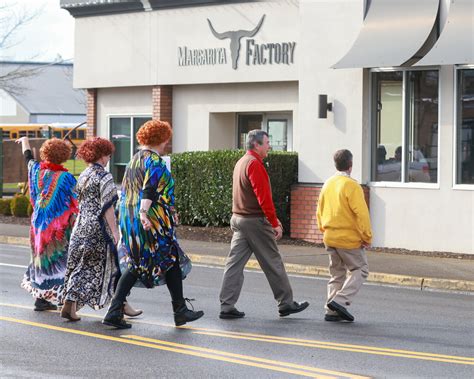 Mrs Roper Pub Crawl A Big Hit In Old Town Battle Ground The Reflector