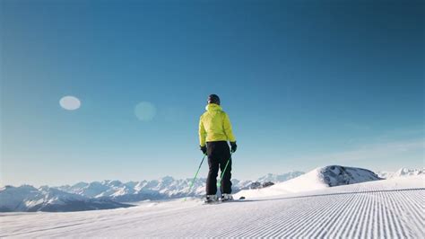 La stazione sciistica svizzera Crans Montana è stata comprata da Vail