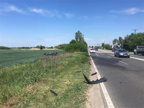 Accident dramatic la ieșire din Timișoara O mașină s a răsturnat și