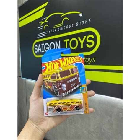 Xe M H Nh Hot Wheels Basic T L Nhi U M U Saigontoys Shopee Vi T Nam