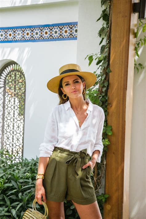 safari outfit for woman 7