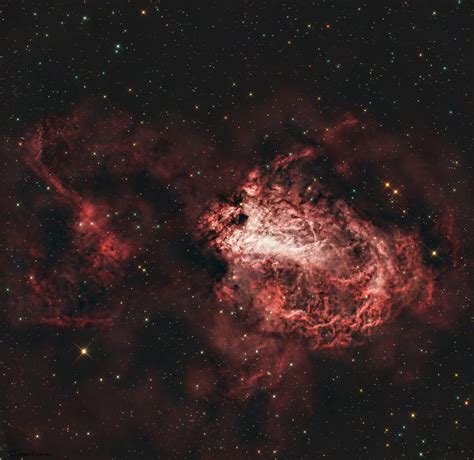 Messier 17 The Omega Nebula Spektrum Der Wissenschaft