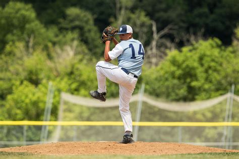 Baseball Pitching Tips How To Stay Balanced While Delivering A Pitch