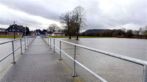 Hochwasser Angespannte Lage Sonneberg Neuhaus Insüdthüringen