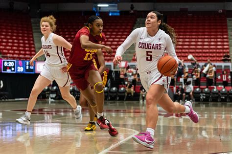 With core intact, WSU women’s basketball eyes history – The Daily Evergreen