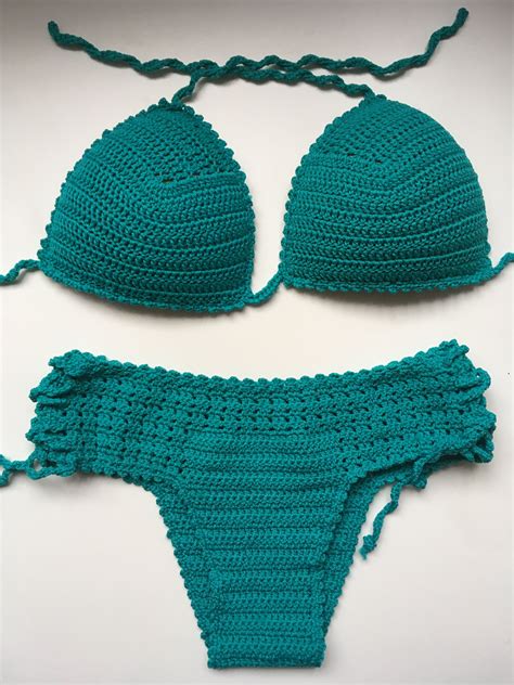 Biquíni em crochê Knitted Swimsuit Crochet Bra Micro Macrame Craft