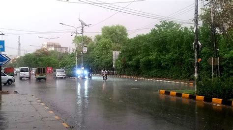 Lahore Punjab Weather Update Intermittent Rains Expected Pakistan