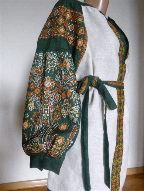 Pin by Vira Vyshyvka on вишивка 2 | Kimono top, Women's top, Tops