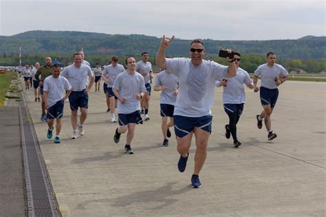 Th Aw Kicks Off Weekend Wing Run Ramstein Air Base Article Display