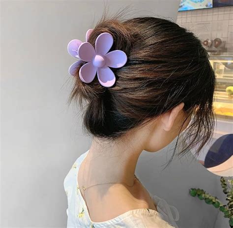 Flower Hair Claw Hair Clip Retro Fashion Daisy Clip Etsy