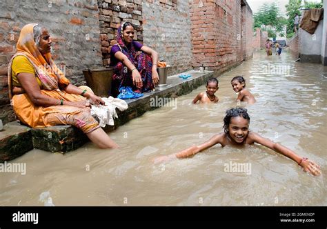 Local People Suffering Huge Problem For Street Water Log Due To