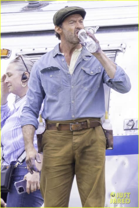 Hugh Jackman Gets Into Character in First 'Three Bags Full' Set Photos ...