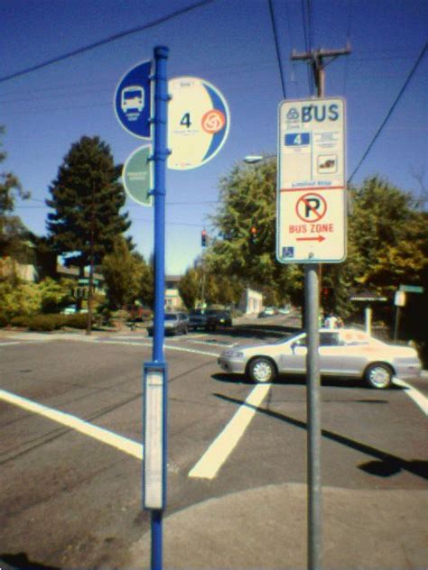 New And Old Bus Stop Signs Various Trimet Related Pictures Flickr