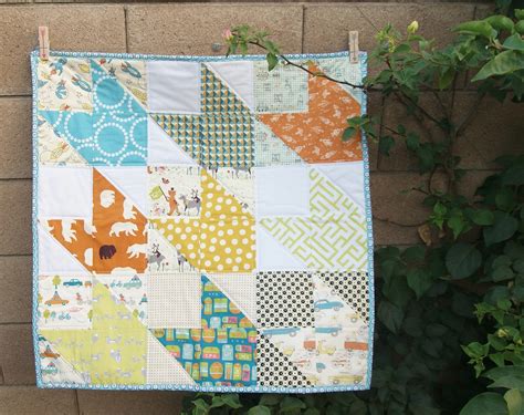 Fabric Mutt: Chevron Baby Quilt