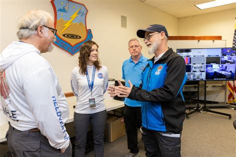 Gallery: OSIRIS-REx team welcomes Bennu sample to Earth | University of ...