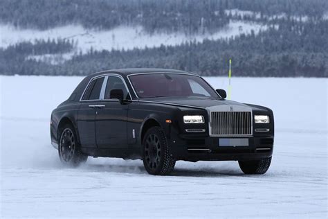 Rolls Royce Cullinan Fahrbericht So F Hrt Das Teuerste Suv Der