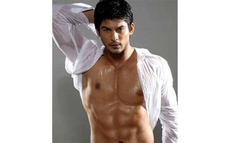 Bigg Boss 13 Winner Sidharth Shukla S Shirtless Pics That Will Make You Scream Hello Hot Stuff