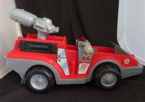 Rescue Heroes Voice Tech FIRE TRUCK Engine Lights Siren Sound TOY 77455