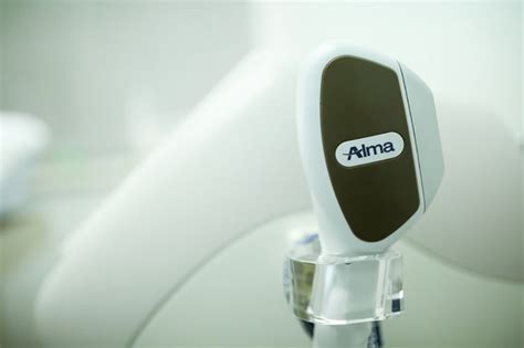 Tri T L Ng Bikini B Ng C Ng Ngh N O S Ph H P V I B N