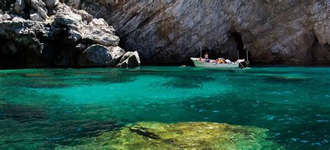 Capri Italy Capri Boat Tours Info And Photos