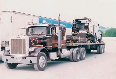 Peterbilt 359 From My Collection Interesting Paint Scheme Flickr