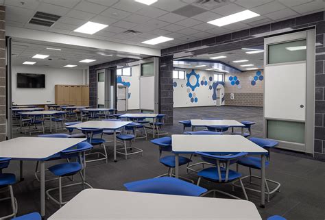 Gallery: Cross Timbers Elementary School - J+J Flooring Group