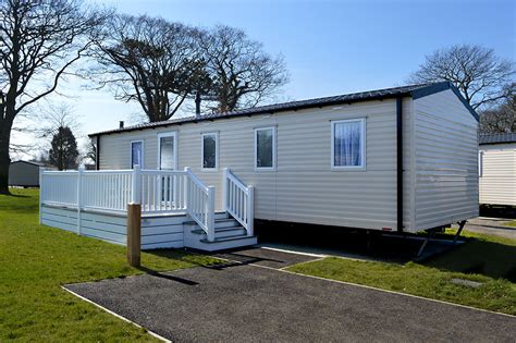 Pet Friendly Gold 3 Plus Caravan With Hot Tub At Hemsby Hemsby Beach