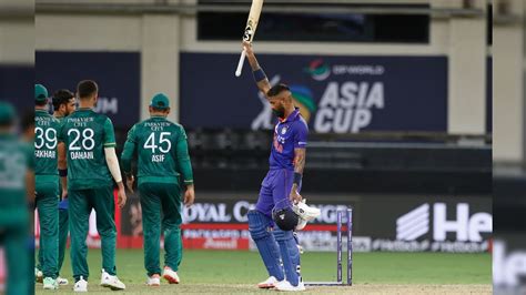 Asia Cup 2022 দবইত রবরতর মহরণ নয ক বললন সচন শযবর