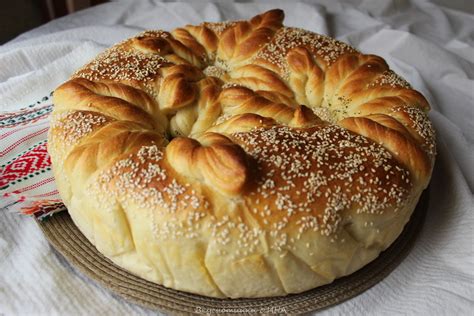 Вкуснотийки с ИНА и още нещо...: Пита за имен ден