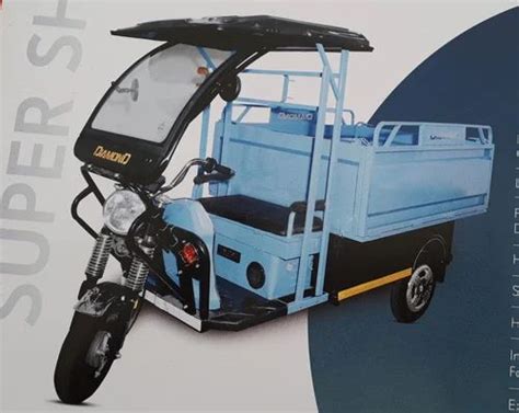 Diamond Three Wheeler Loader Electric Rickshaw At Rs E